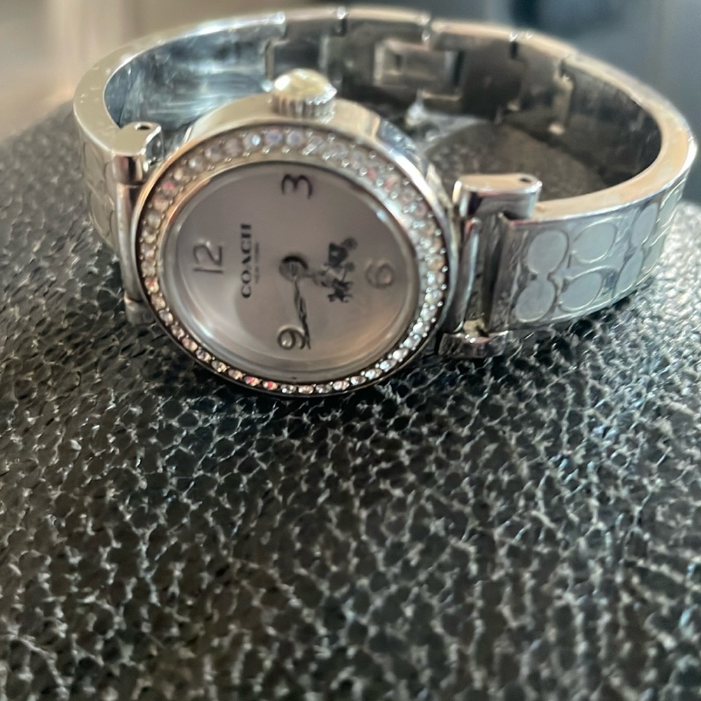 Madison Quartz Crystal Silver Dial Ladies Watch